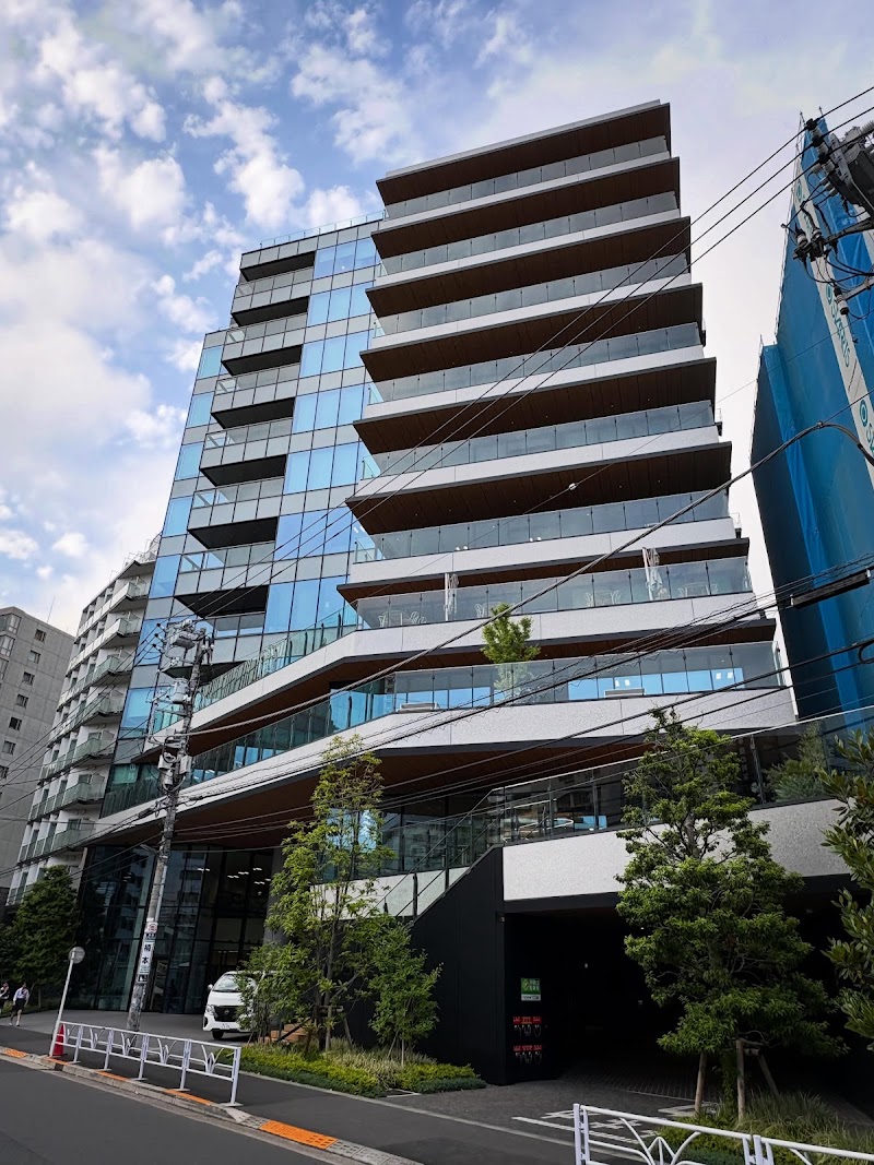 Kanden Realty Shibuya Building Smoking Area