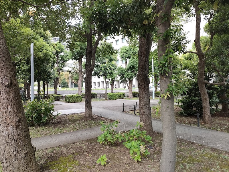 Konan Hoshi Park Smoking Area