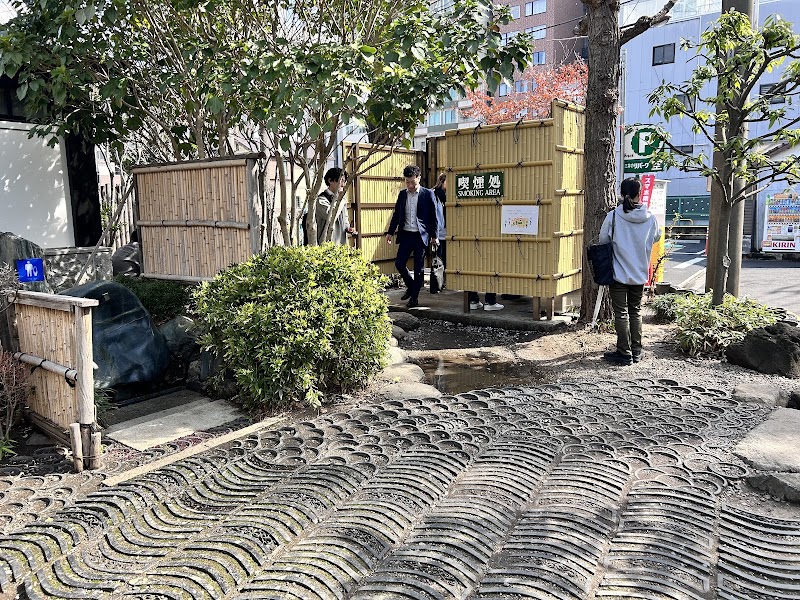 Sumida Park Smoking Area Mukojima