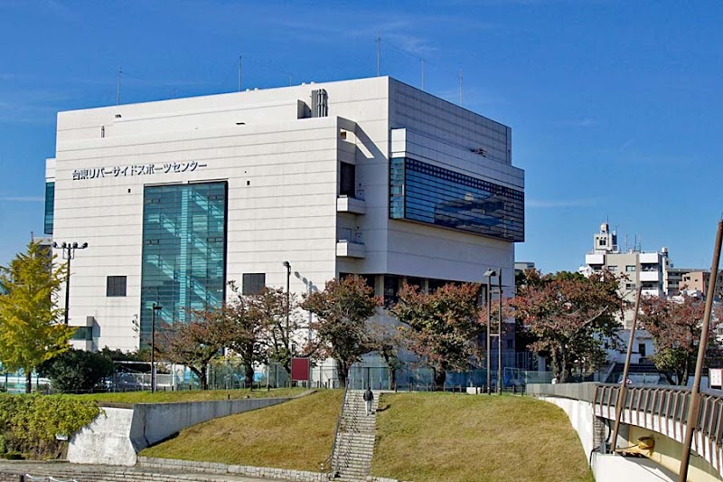 Taito Riverside Sports Center Gymnasium Front Smoking Area